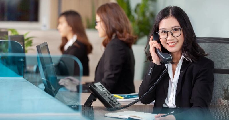 Bộ Phận Liên Hệ Hoạt Động 24/7 Của Eu9